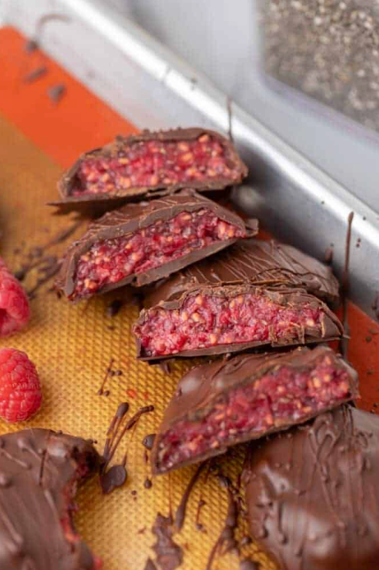 Chia Berry Bombs 🫐 (No-Bake, Gluten Free)