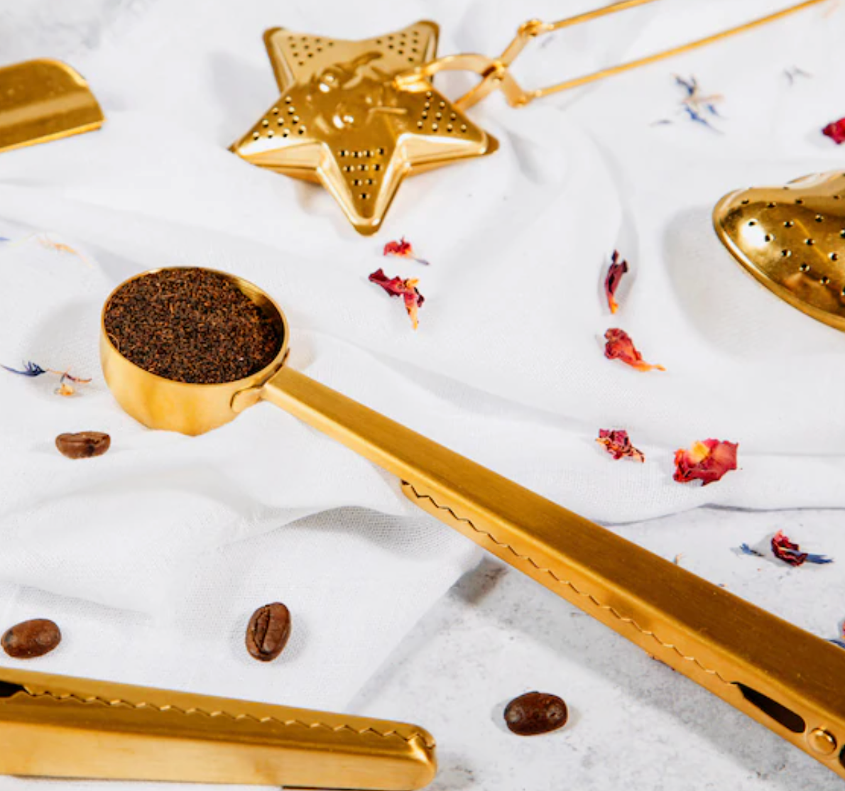 2-in-1 Gold Coffee Scoop